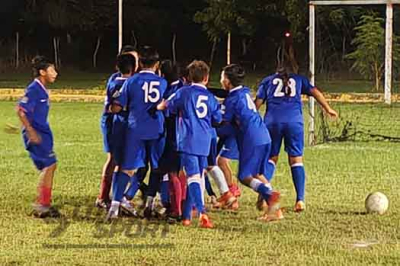 SELECCIÓN DE FUTBOL INFANTIL DE Álamo POR EL PASE A LA FINAL